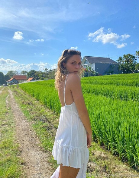 emily morgan actress pic