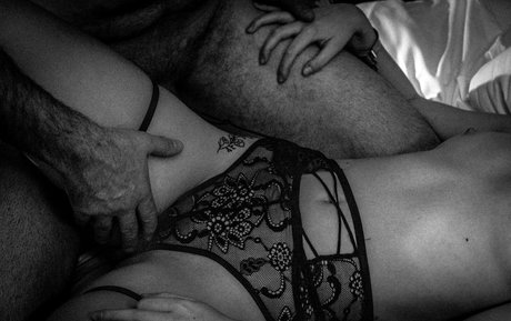 naughtycameragirl pretty model archive