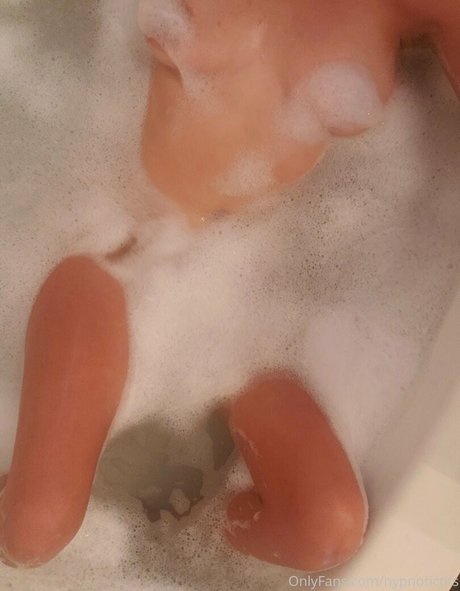 hypnotictits top model image