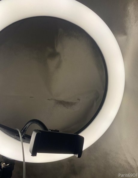 uparis6914xx pornstar sexy photo