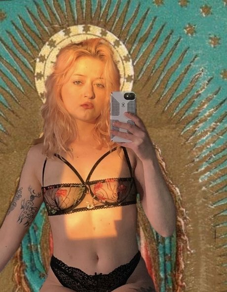 mistresspch erotic actress photo