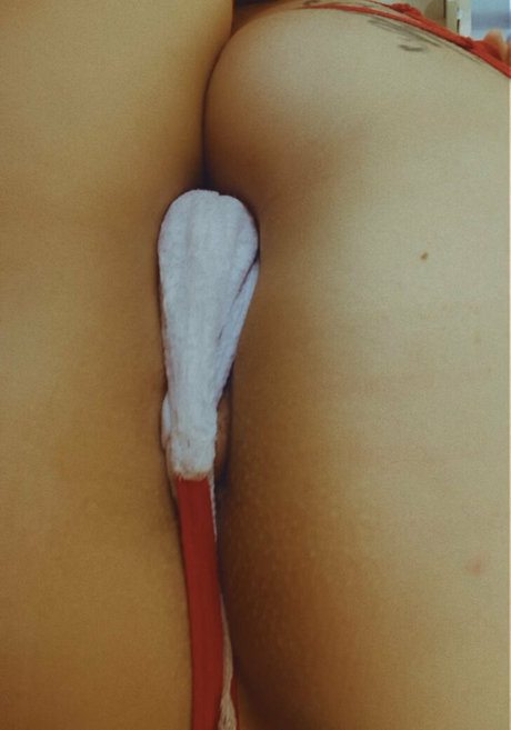 mrandmrsjewels exclusive model photo