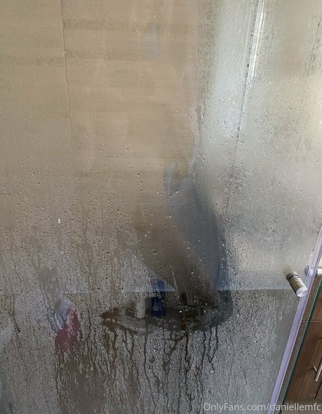 cuteedanimay star sexy pic