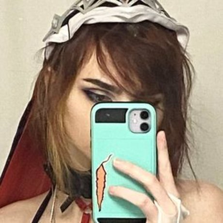 Hannuh beautiful actress image