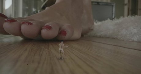 giantessroma star erotic img