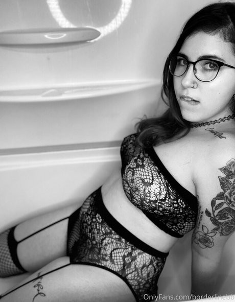 coralinebb porn star images