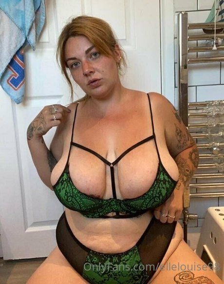 ellelouise98 pornstar adult picture