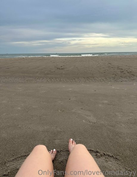 lovefromdaisyy pornstar adult pic