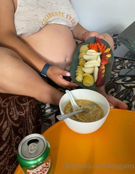 lolagains erotic pornstar pic