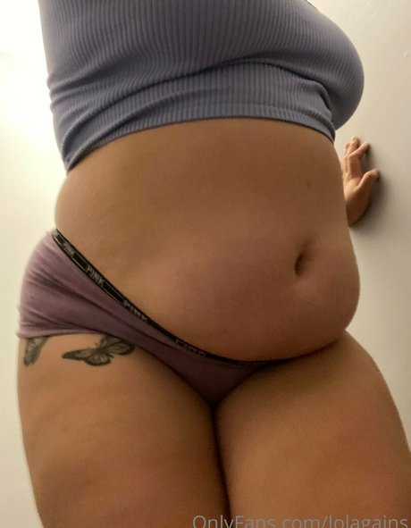 lolagains model sexy pic