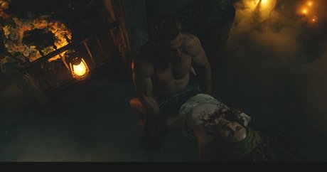 Emily Browning hot star photos