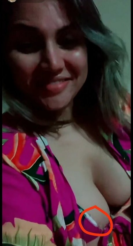 Edina Souza model beautiful pics