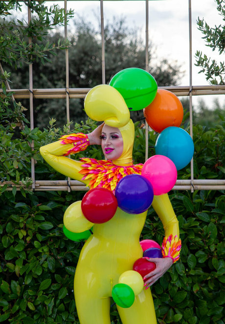 mfetilicious art model picture