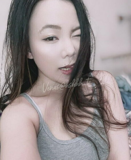 hshhh t porn model pic