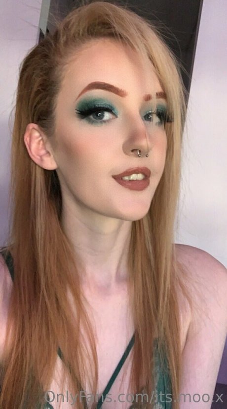 its moo x xxx model galleries