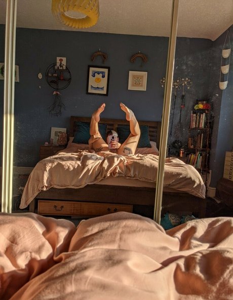 reedamberx pretty model image