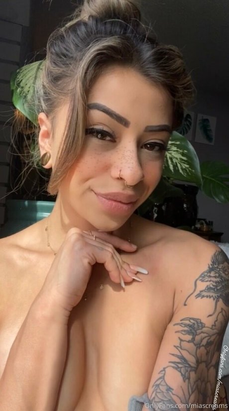 miascreams pornstar adult gallery