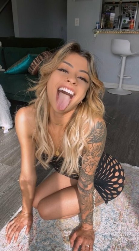 miascreams best star image