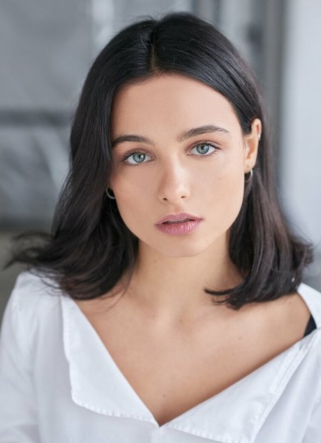 Ruxandra Porojnicu high quality pornstar photo