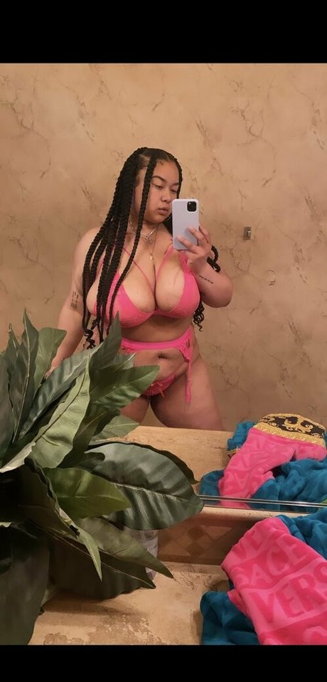 Breecandace star exclusive image