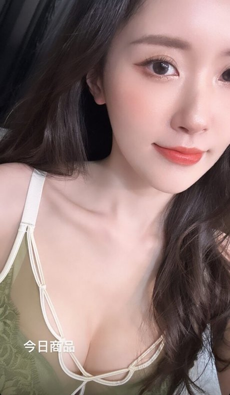 blonde shower onlyfans perfect img