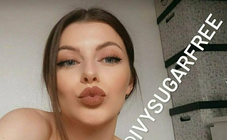 honeyfah naked pornstar pictures