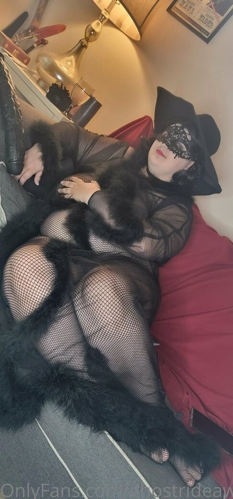 ghostrideawayfree hot model pics