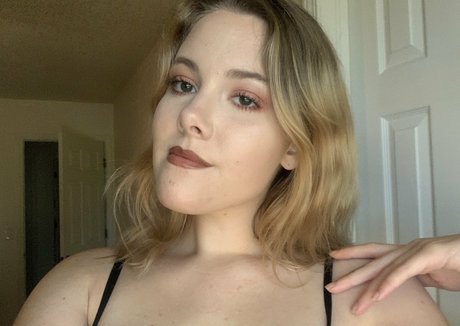 little doe pornographic star photos