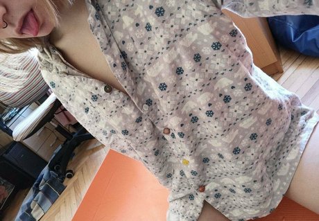 dirty blonde__ star hot photos