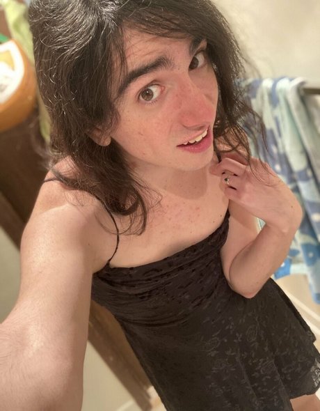 Orcastraw nude actress img