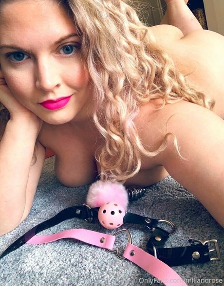 miliandrose nudes model photo