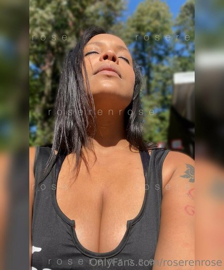 Roserenrose pornographic actress photos
