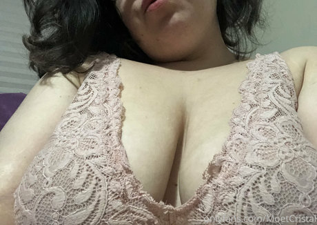 moetcristalbbw star nudes gallery