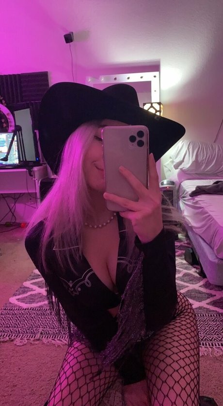 big natural tits onlyfans sexy naked images