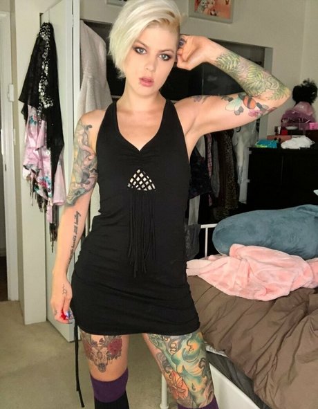 dicentra6 xxx model photos