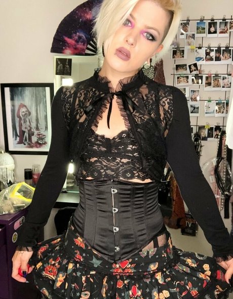 dicentra6 porn star gallery