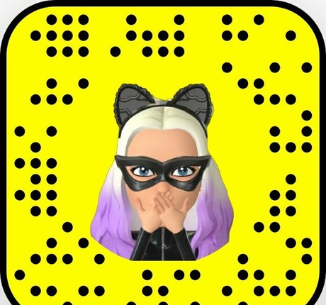 xsubtletease erotic model photos