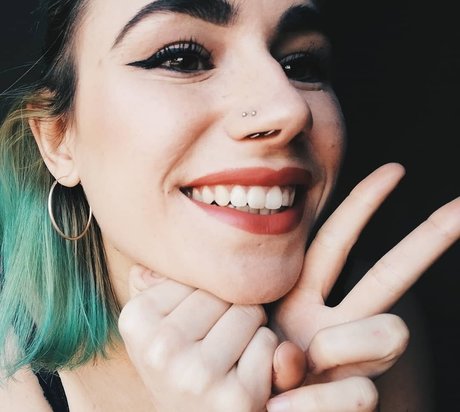 vxlqymia model beautiful images