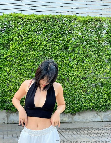 ragisan naked actress img