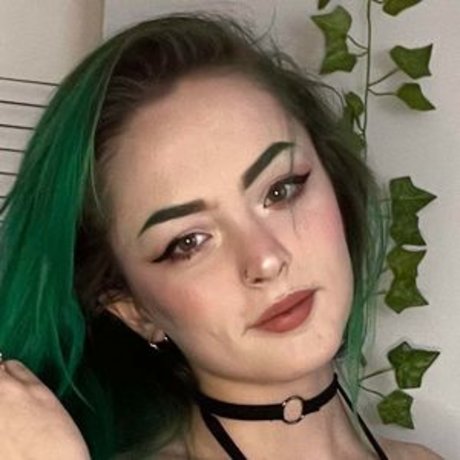 Allieberries hd pornstar picture