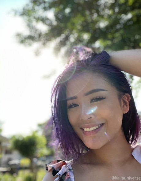 kaliauniverse model nice gallery