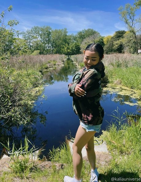 kaliauniverse hd model gallery