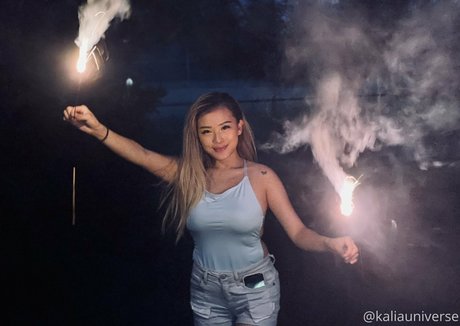 kaliauniverse sexy star photos