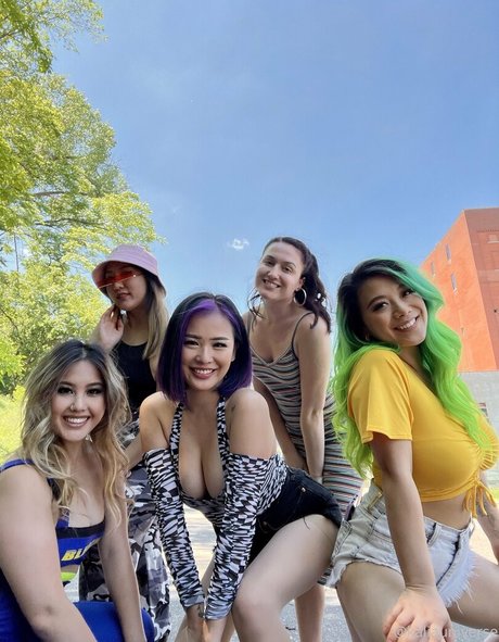 kaliauniverse xxx model galleries