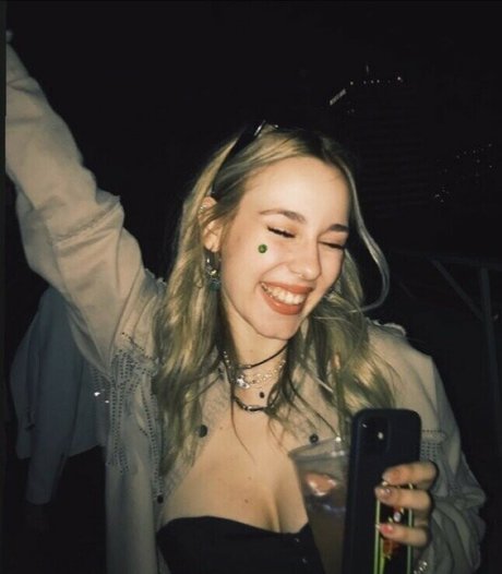 Elena Lagou hd actress photo