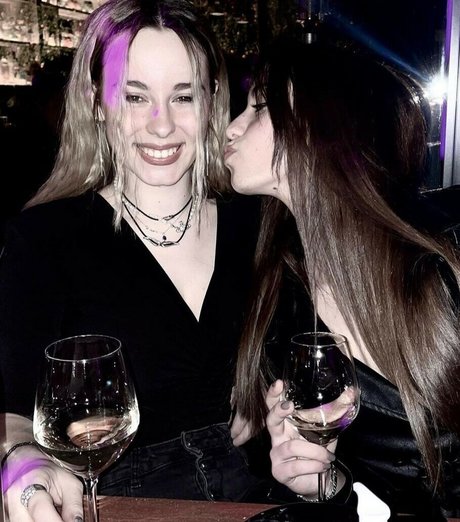 Elena Lagou nice star pics