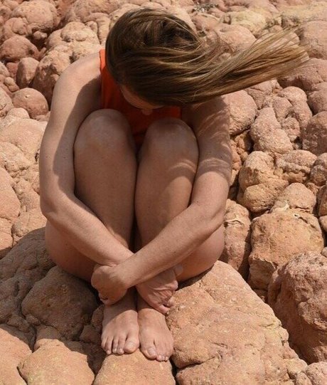 Dimitra Charilaou model perfect image