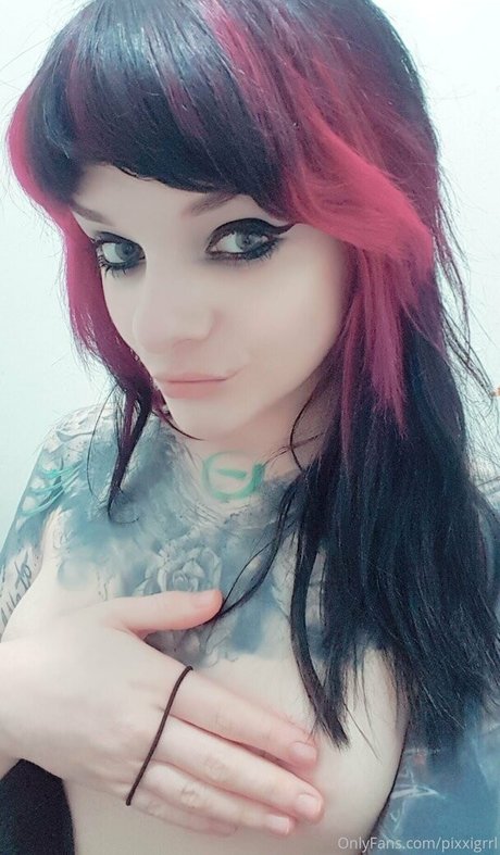 pixxigrrl art actress archive