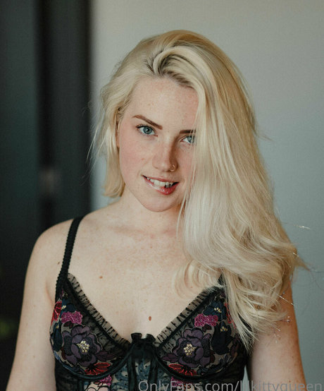 lilkittyqueen nude star gallery