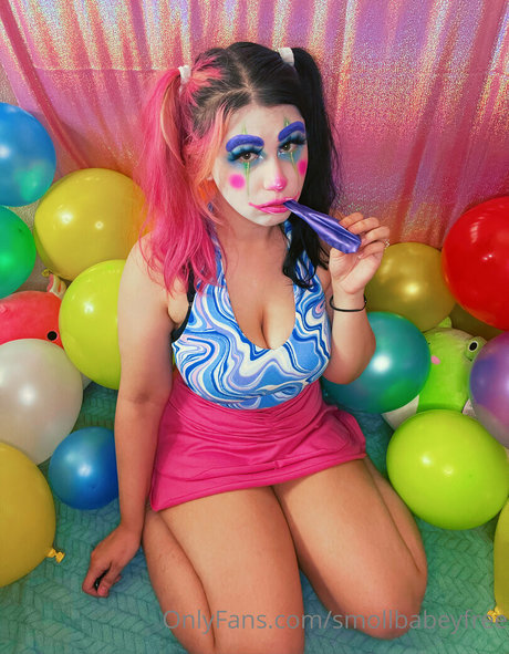 smollbabeyfree art model picture